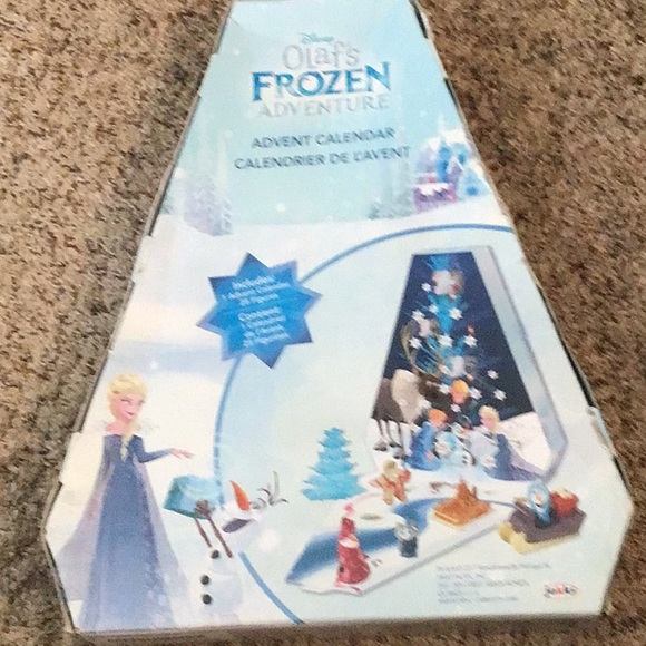 Disney Olaf’s Frozen Advent Calendar Dented Sealed - Picture 2 of 3